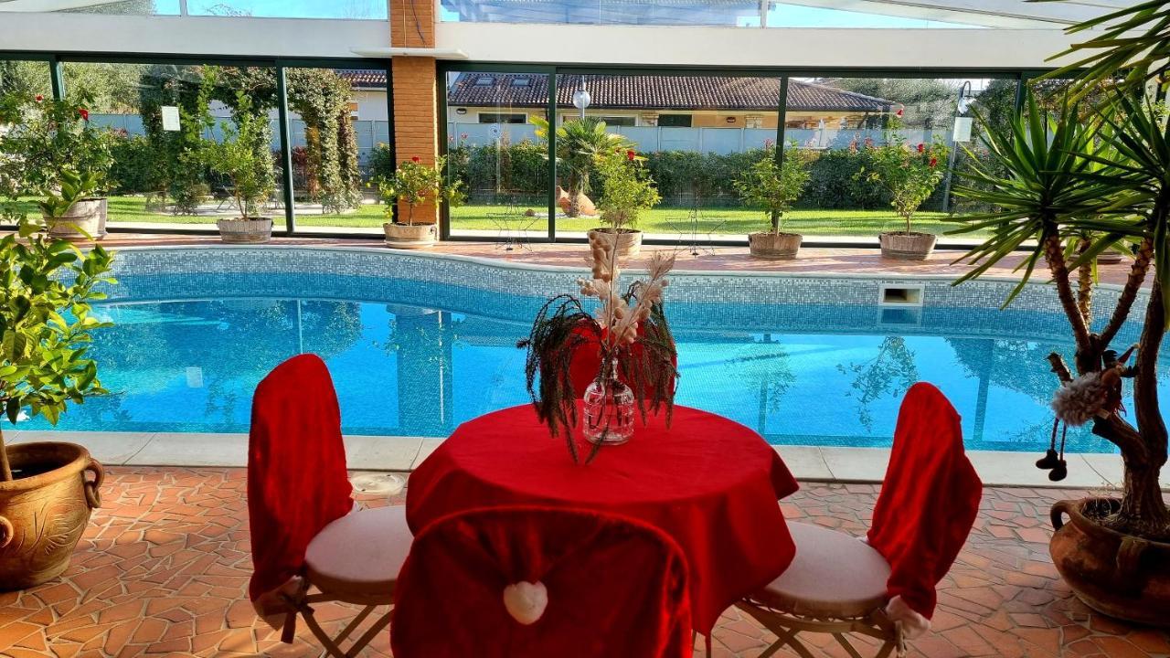 Fontana Oasis Apartments Кастельнуово-дель-Гарда Екстер'єр фото