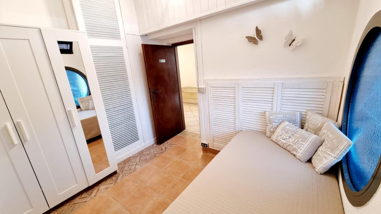 Fontana Oasis Apartments Кастельнуово-дель-Гарда Екстер'єр фото