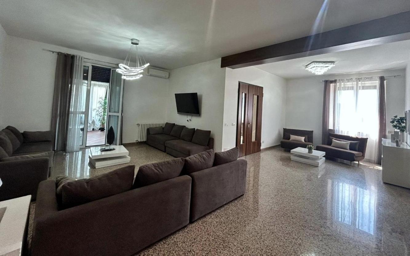 Fontana Oasis Apartments Кастельнуово-дель-Гарда Номер фото